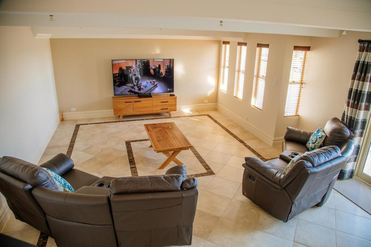 הוילה אולבני Selby House מראה חיצוני תמונה
